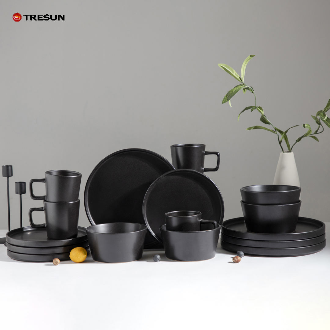 Tresun®16-Piece Matte Black Dinnerware Set | Service for 4