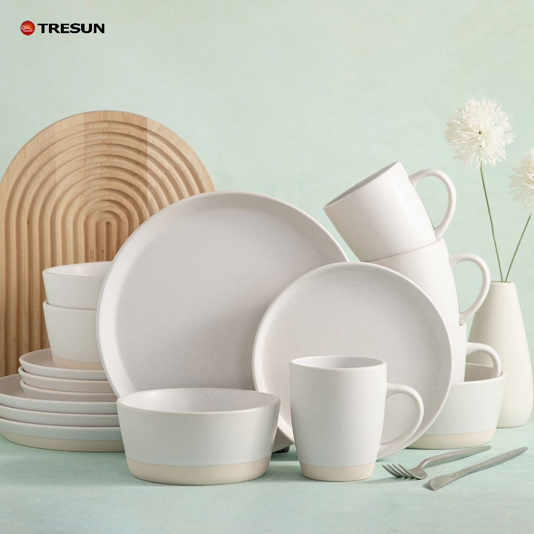 16 Pcs TRESUN Luxury Nordic White Matte Stoneware Dinnerware Set Custom logo Dishwasher/microwave Safe Free Sample Service 4 for