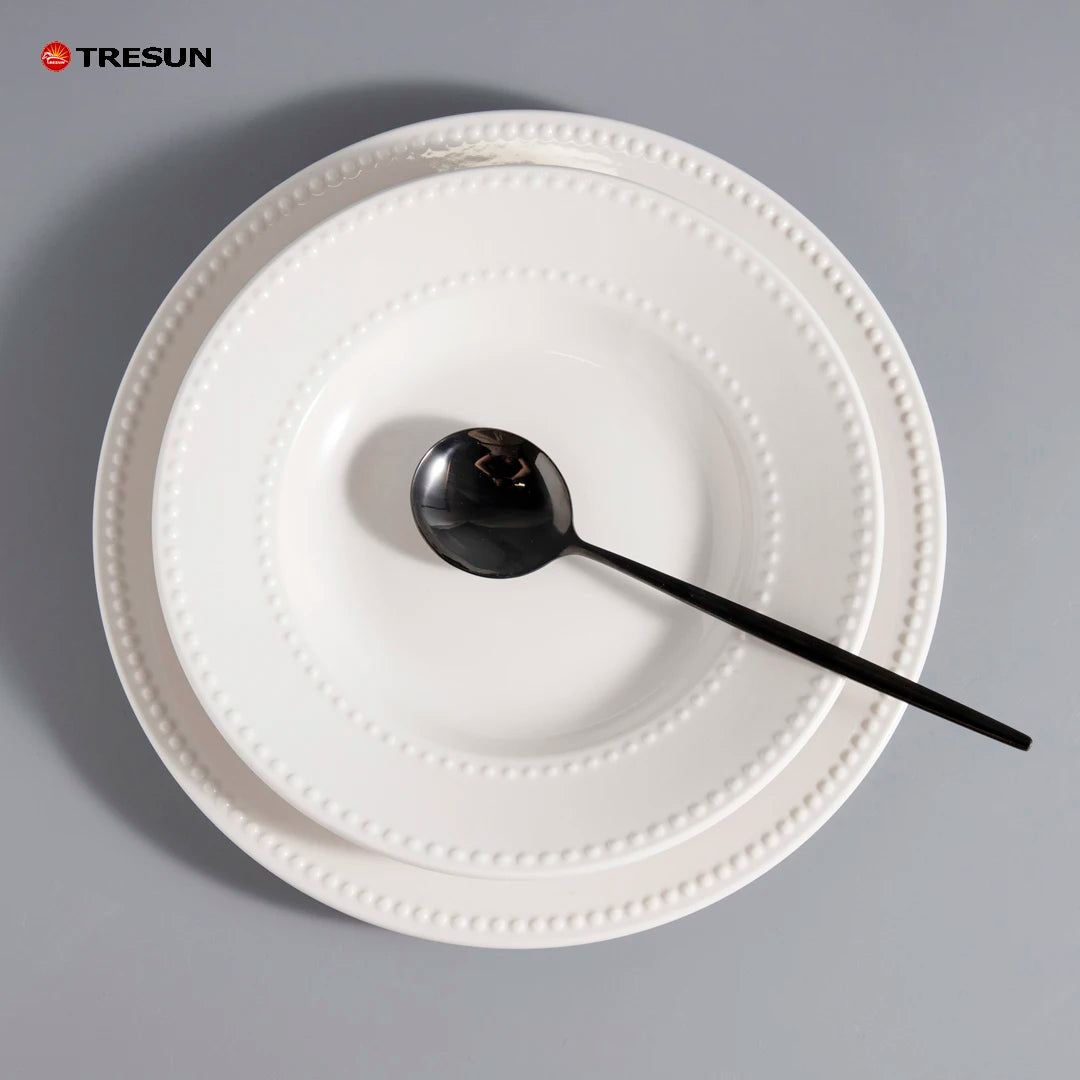 Elegant Round Edge White Plates Embossed Design Porcelain Dinner Plate Set for Wedding