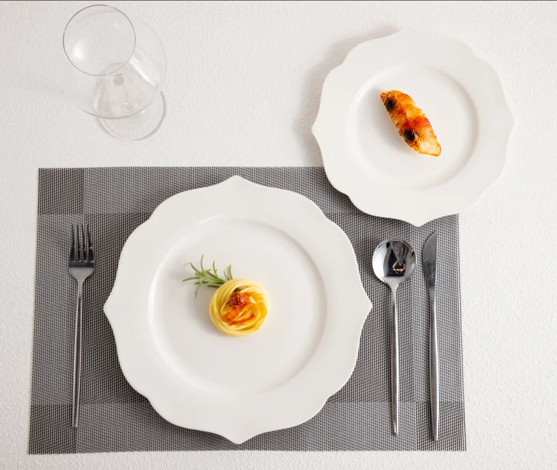 Custom White Wedding Dinner Plates Scalloped Edge Ceramic Classic Design Personalized Logo/Design Tableware Eco-Friendly Durable