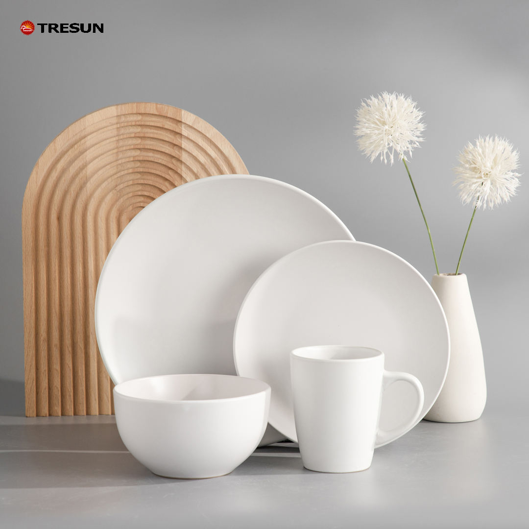 Tresun®16-piece Stoneware Dinnerware Set, Service for 4