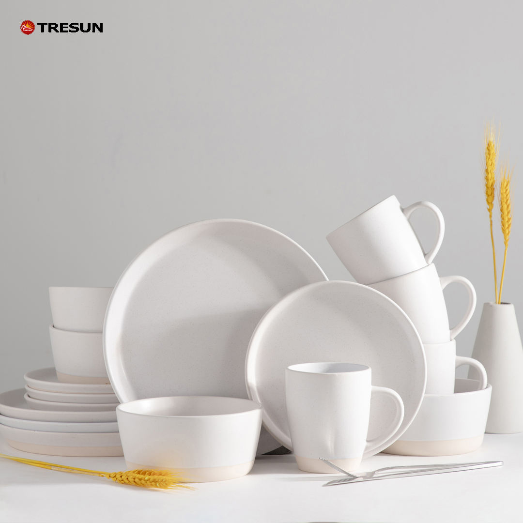 16 Pcs TRESUN Luxury Nordic White Matte Stoneware Dinnerware Set Custom logo Dishwasher/microwave Safe Free Sample Service 4 for