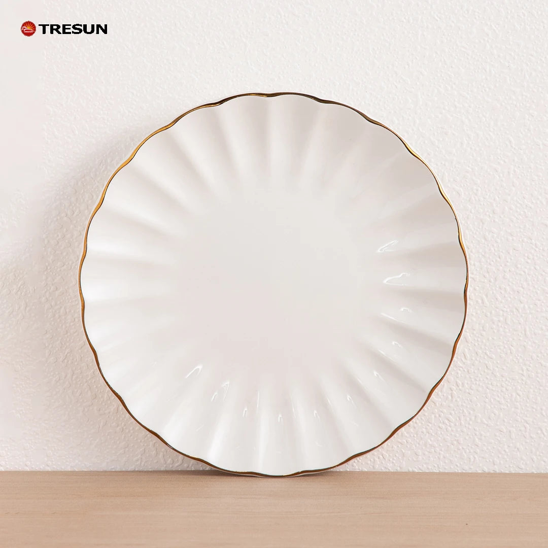 TRESUN Chinaware Golden Rim Trim Luxury 20-piece Classic Hotel Restaurant Sample Free Embossed Porcelain Dinnerware Set