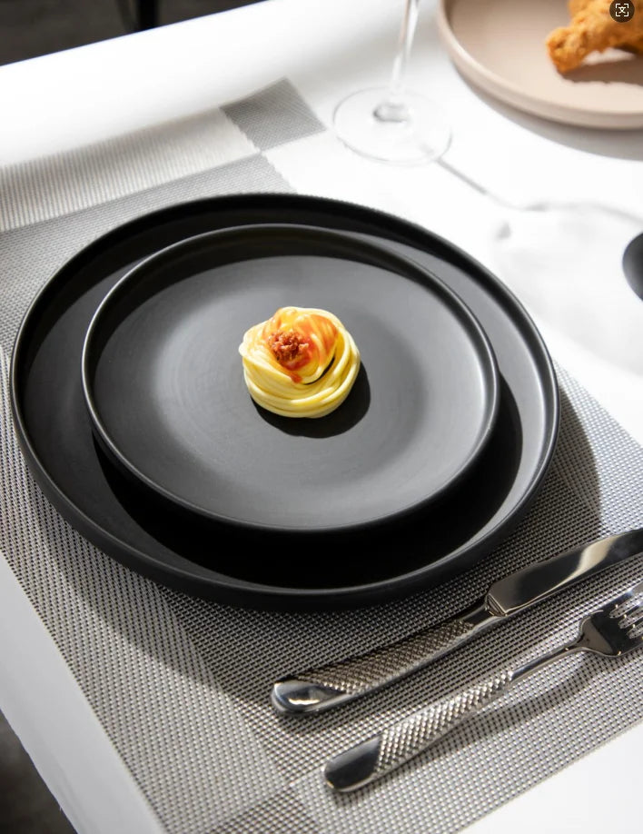 Wholesale TRESUN Steak Hotel Europe Style Modern Matt Black Flat Salad Side Dinner Ceramic Porcelain Eco-Friendly BPA Plates