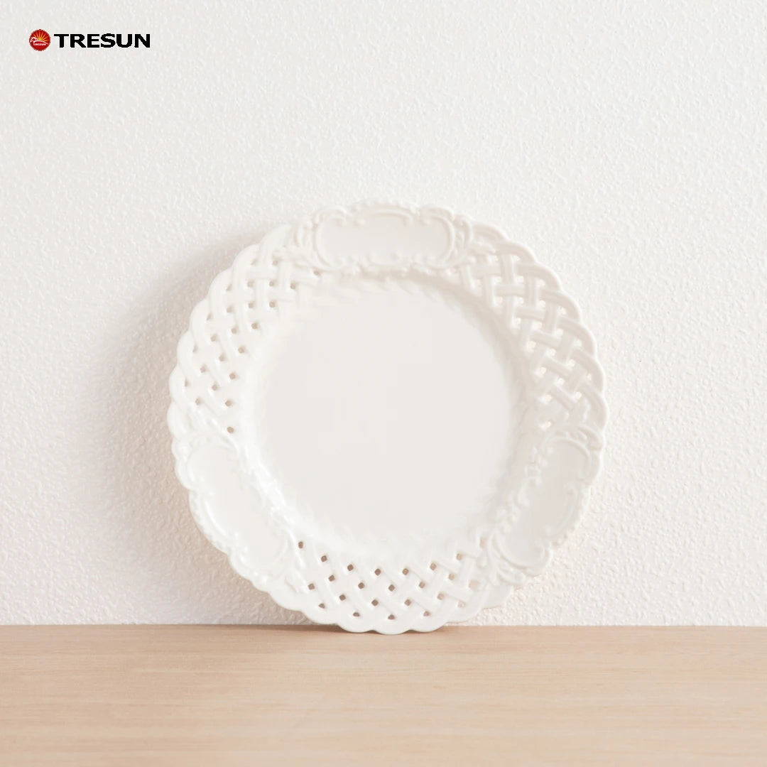 French Retro White Porcelain Hollow Lace Plates Embossed Ceramic Dessert Salad Plates for Home Afternoon Tea Decor