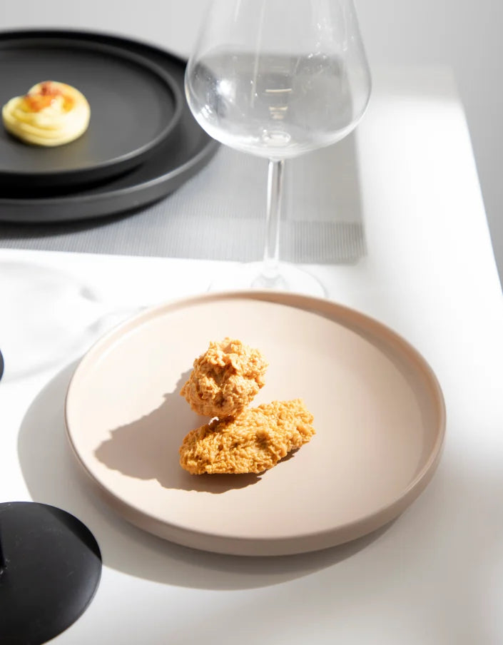 Wholesale TRESUN Steak Hotel Europe Style Modern Matt Black Flat Salad Side Dinner Ceramic Porcelain Eco-Friendly BPA Plates