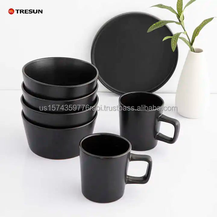 Wholesale Factory Hotel Dining Luxury Ceramic Matte Black White 16 Pcs Tableware Plate Dinnerware Set Cup Kit