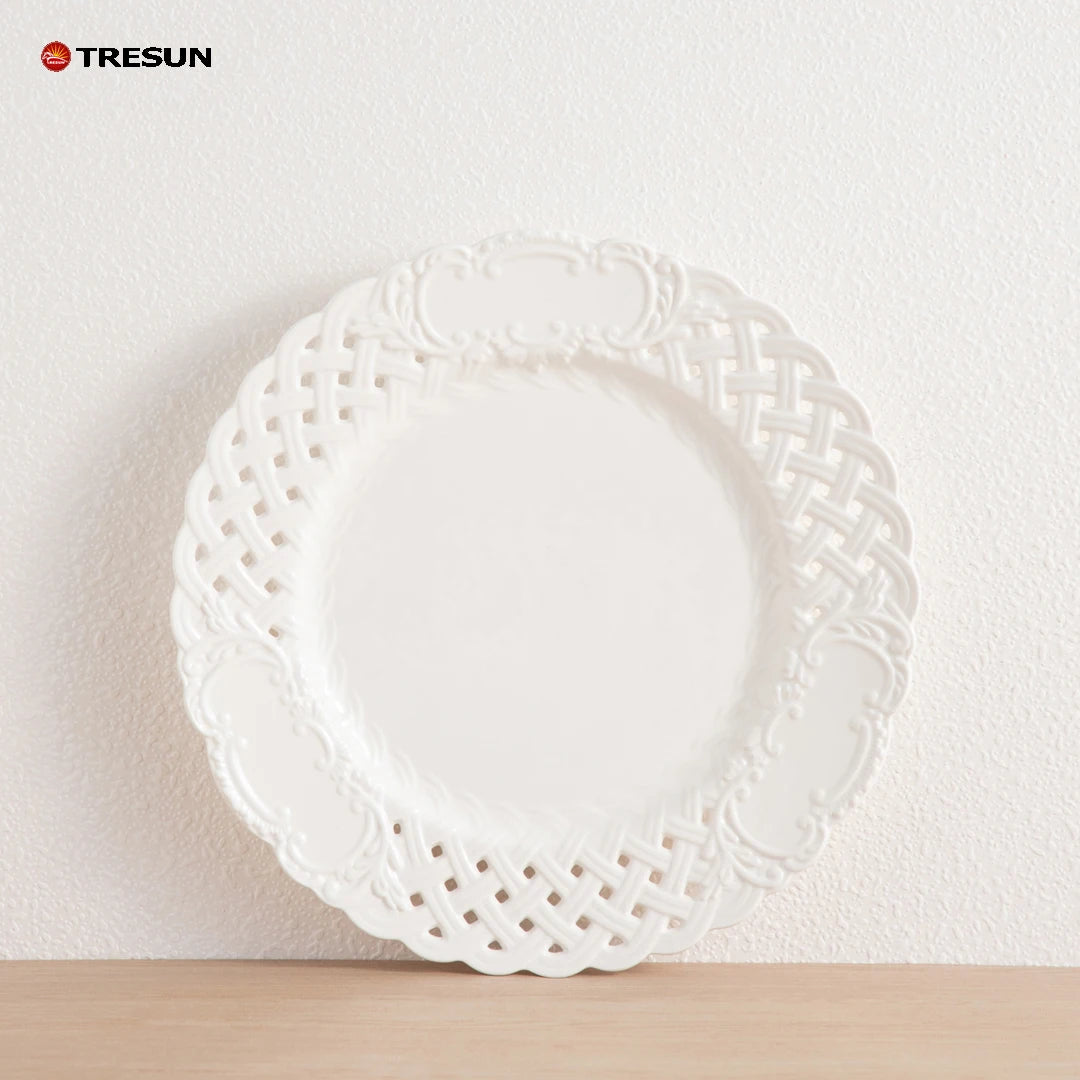 French Retro White Porcelain Hollow Lace Plates Embossed Ceramic Dessert Salad Plates for Home Afternoon Tea Decor